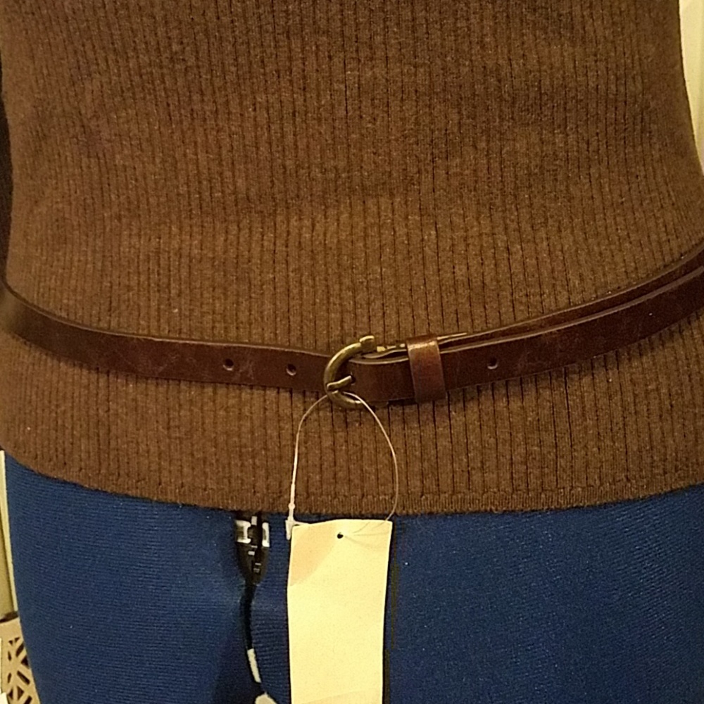Brown skinny belt